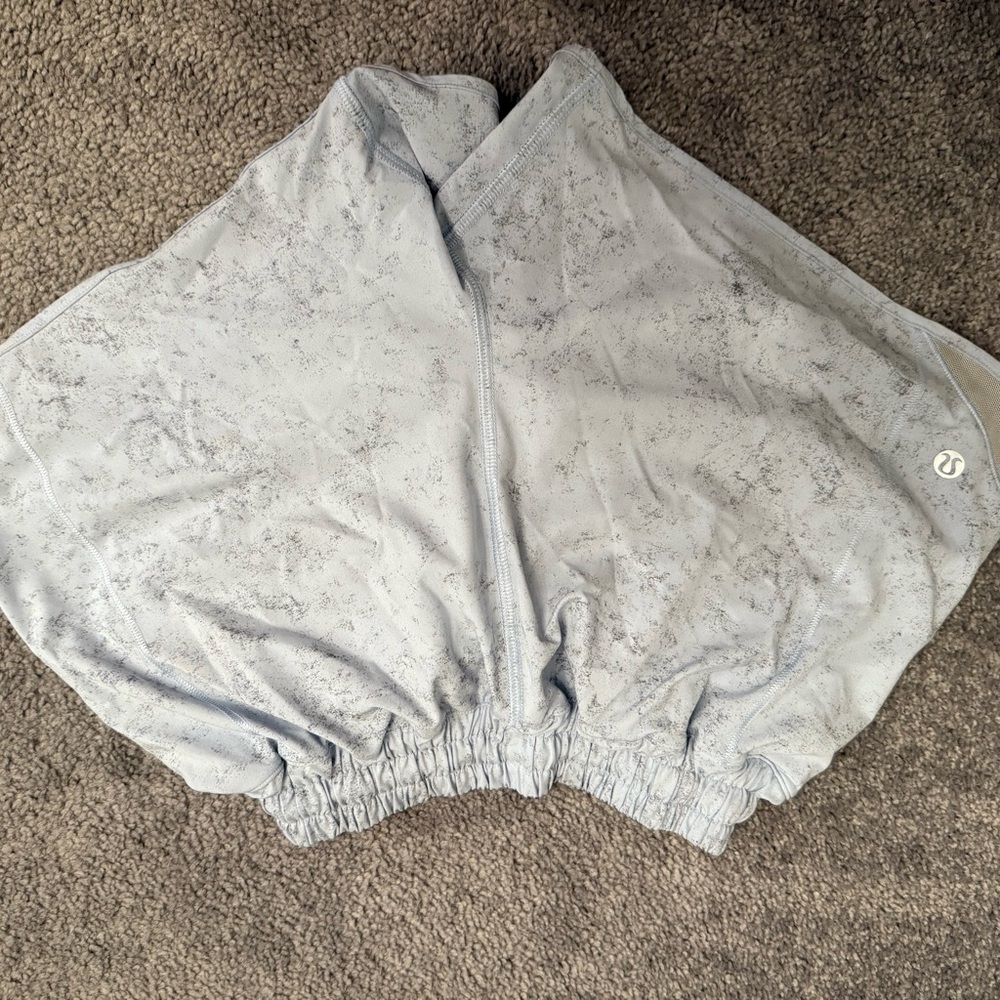 Lululemon hotty hot shorts
